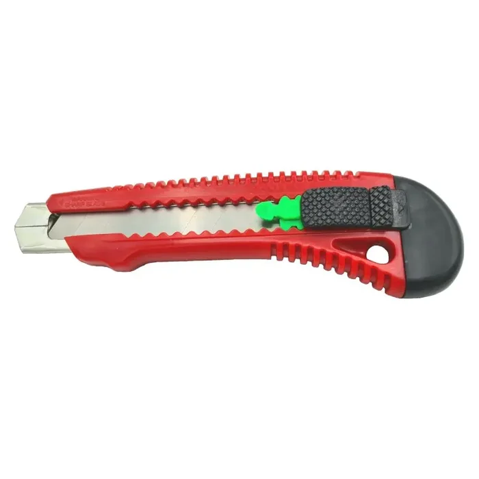 Cuttermesser Universalmesser mit Metallschiene und 18mm Abbrechklinge