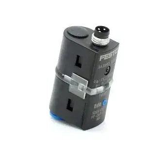 FESTO Drucksensor SDE5-D10-FP-Q6E-P-M8